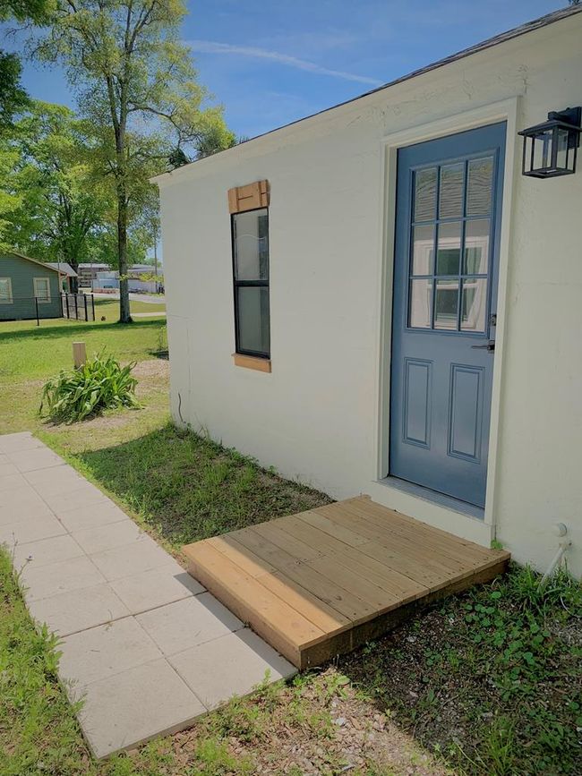 302 Nw 9th St, House other with 2 bedrooms, 1 bathrooms and 4 parking in Carrabelle FL | Image 31