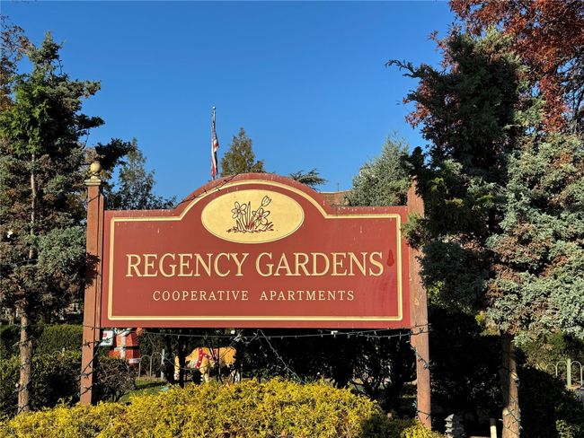 View of community / neighborhood sign | Image 12