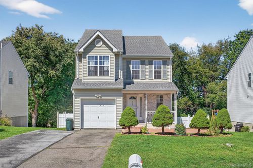 375 Angelo Dr, Montgomery, NY, 12549-1627 | Card Image