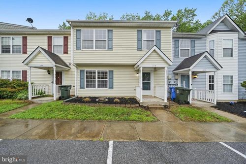 105 Hibiscus Ct, La Plata, MD, 20646-3927 | Card Image