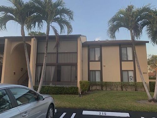 d2-801 Sky Pine Way, Greenacres, FL, 33415-9022 | Card Image