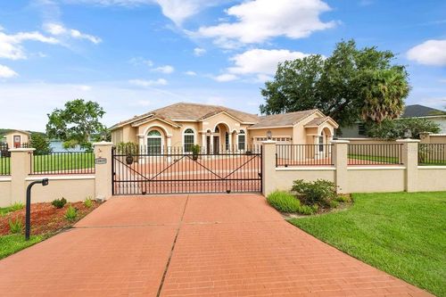 10839 Lakeshore Dr, Clermont, FL, 34711-5407 | Card Image