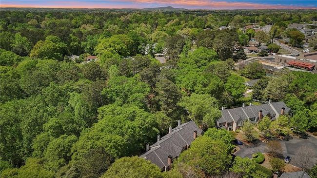 171 Riverview Trl, Condo with 3 bedrooms, 4 bathrooms and 2 parking in Roswell GA | Image 52