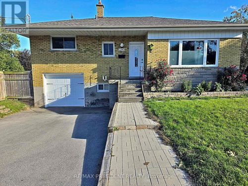 upper-2280 Mountainside Drive, Burlington (Mountainside), ON, L7P1B7 | Card Image
