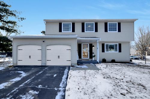 147 Spring Hollow Ln, Westerville, OH, 43081-1152 | Card Image