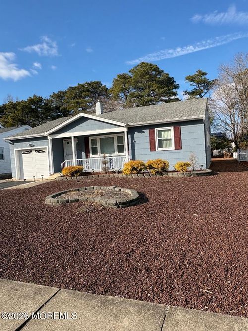 28 Caldwell Dr, Toms River, NJ, 08757-5801 | Card Image