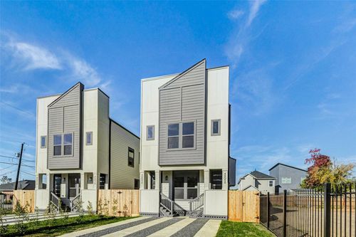 4803 Paula St, Houston, TX, 77033-4115 | Card Image