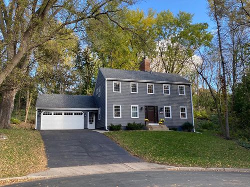 4605 Bassett Creek Ln, Golden Valley, MN, 55422-3605 | Card Image
