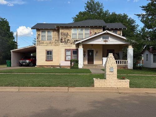2317 Cumberland St, Vernon, TX, 76384-6211 | Card Image