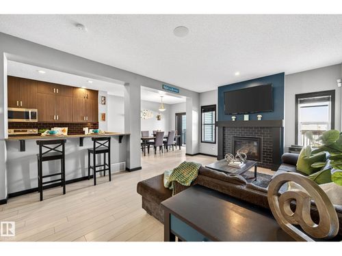 520 Sturtz Link, Leduc, AB, T9E0Y6 | Card Image