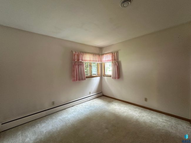 511 W Crawford St, House other with 3 bedrooms, 3 bathrooms and null parking in Luverne MN | Image 17