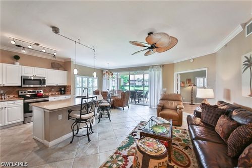 101-5105 Cedar Springs Dr, NAPLES, FL, 34110-3344 | Card Image