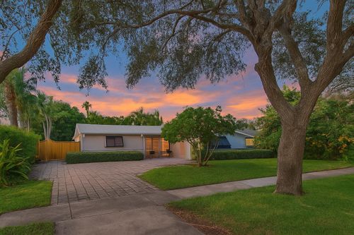 777 Lagoon Dr, North Palm Beach, FL, 33408-4229 | Card Image