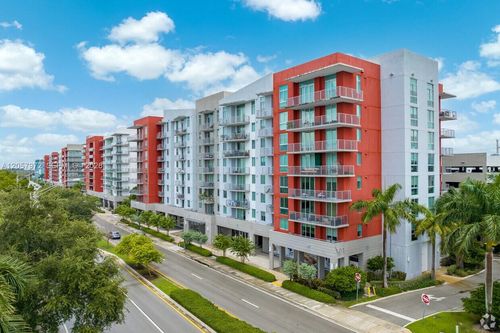513-7661 Nw 107th Avenue, Doral, FL, 33178 | Card Image