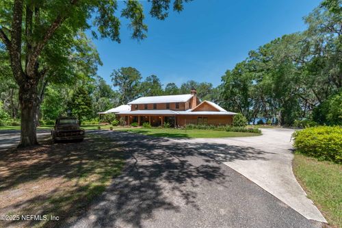 943 County Road 21, Hawthorne, FL, 32640-6400 | Card Image