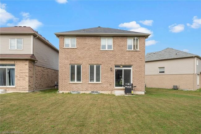 83 Munro Cir, House other with 4 bedrooms, 3 bathrooms and 4 parking in Brantford ON | Image 34