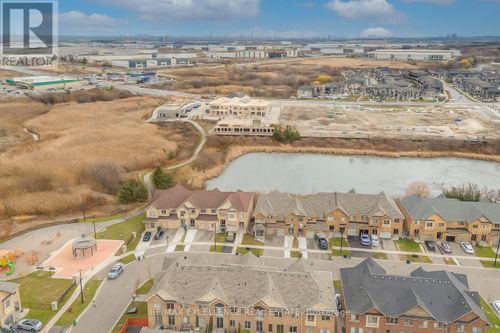 38 Davenfield Cir, Brampton, ON, L6P4M2 | Card Image