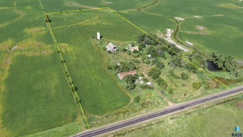 27643 447th Ave Avenue, Parker, SD, 57053 | Card Image