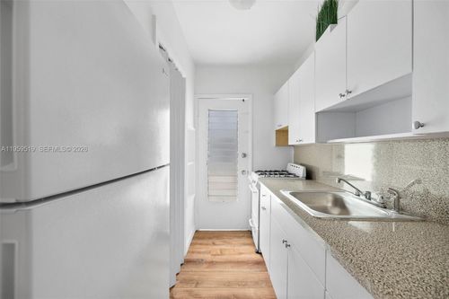 apt-22-7311 Gary Ave, Miami Beach, FL, 33141-2547 | Card Image