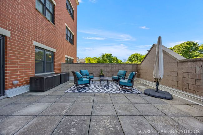 Great space for raised gardening or entertaining. | Image 21