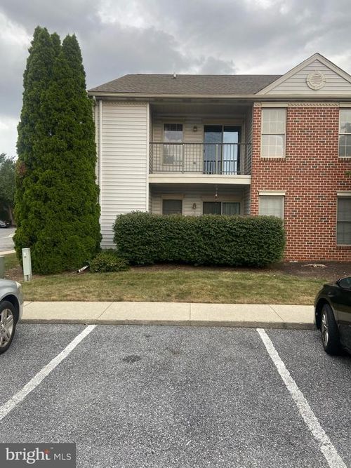 apt-30-5401 Oxford Dr, MECHANICSBURG, PA, 17055-5429 | Card Image