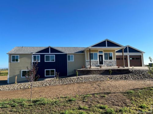 2305 Apple St, Longmont, CO, 80504-5357 | Card Image