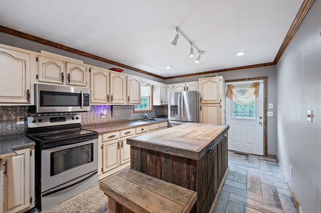 208 Claude Carroll Rd, House other with 3 bedrooms, 3 bathrooms and 2 parking in Hohenwald TN | Image 13