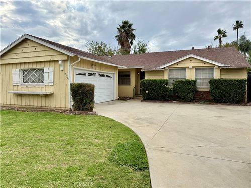 8537 Langdon Ave, North Hills, CA, 91343-5816 | Card Image