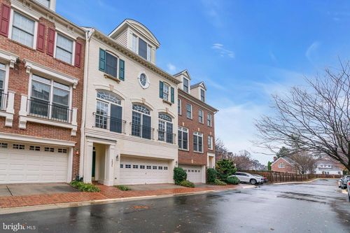 1631 Colonial Hills Dr, MCLEAN, VA, 22102-2940 | Card Image