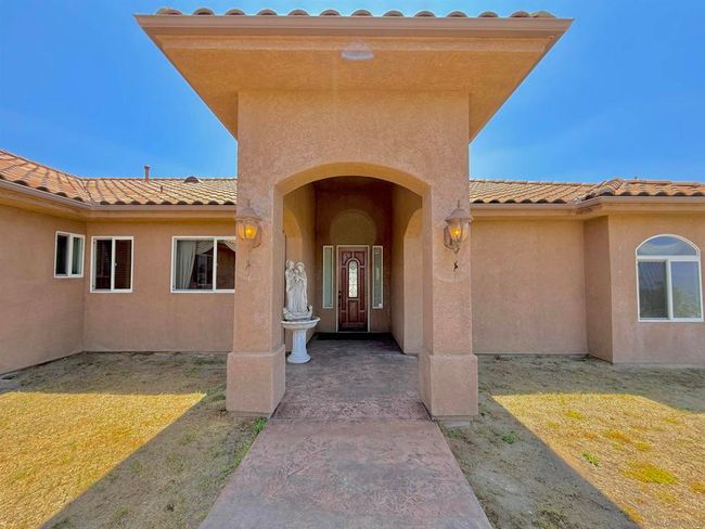 9189 Vista Entrada, House other with 4 bedrooms, 4 bathrooms and 12 parking in Lakeside CA | Image 9
