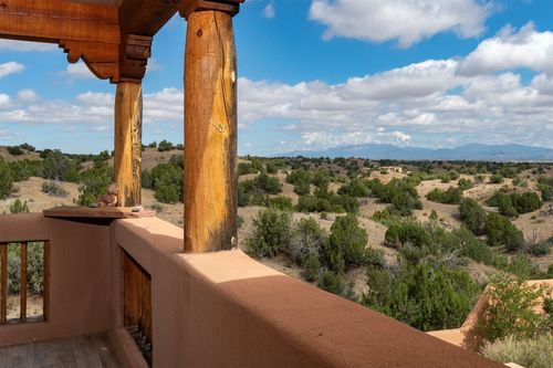 52 Bonanza Trl, Santa Fe, NM, 87508-1534 | Card Image