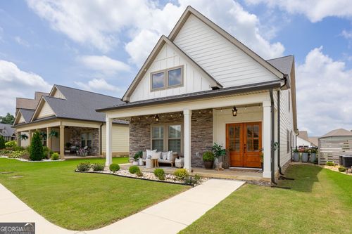407 Tuscany Village Dr, Ringgold, GA, 30736-4242 | Card Image