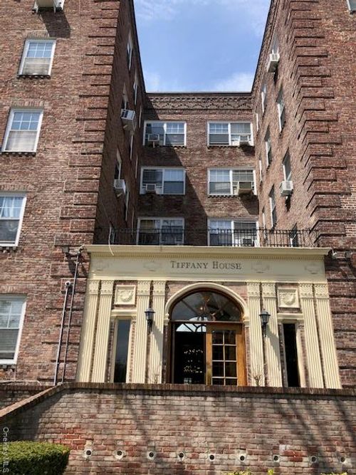apt-412-623 Central Ave, Cedarhurst, NY, 11516-2202 | Card Image