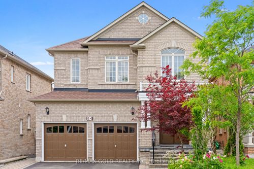 14 Dovehaven Cres, Brampton, ON, L6P2H7 | Card Image