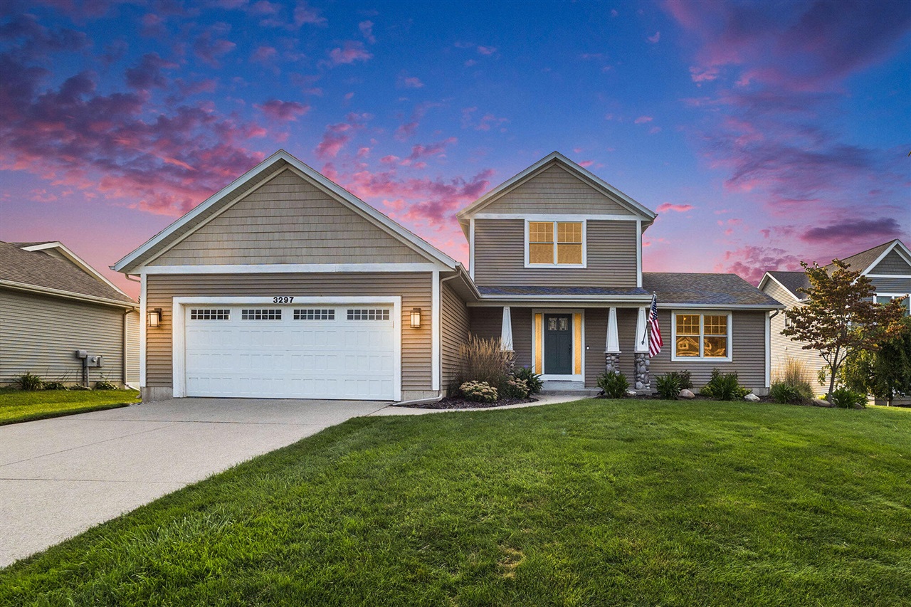 Dogwood Ln, Zeeland, MI 49464