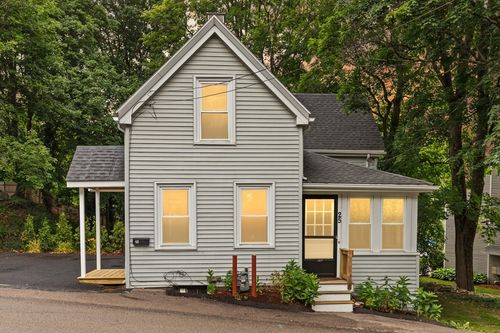 25 Norfolk St, Canton, MA, 02021-3621 | Card Image
