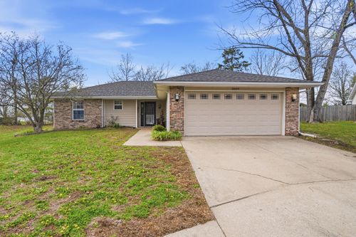 3809 Larkspur Ct, COLUMBIA, MO, 65201-7307 | Card Image