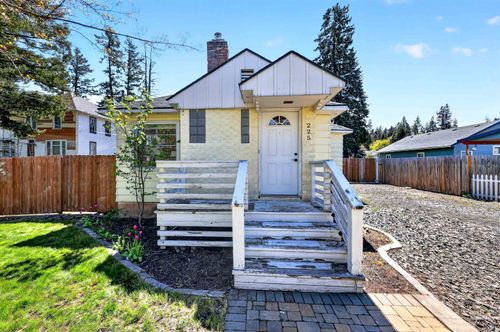 225 W Emma St, Rockford, WA, 99030-5015 | Card Image