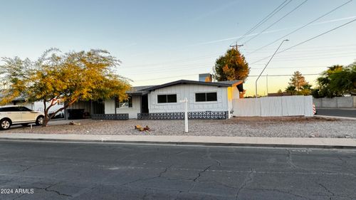2207 E Aspen Ave, Mesa, AZ, 85204-1423 | Card Image