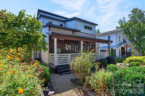 18 Sulphur Springs Rd, Asheville, NC, 28806-2620 | Card Image