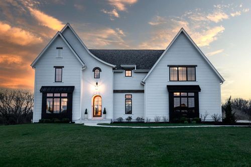 4066 Hawthorne Farm Ct, Nashotah, WI, 53058-1500 | Card Image