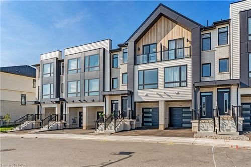 61-55 Tom Brown Dr, Paris, ON, N3L0N5 | Card Image