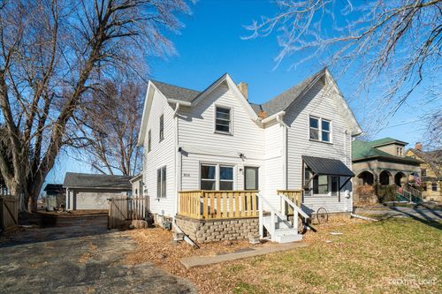 816 S Ottawa St, Earlville, IL, 60518-8010 | Card Image