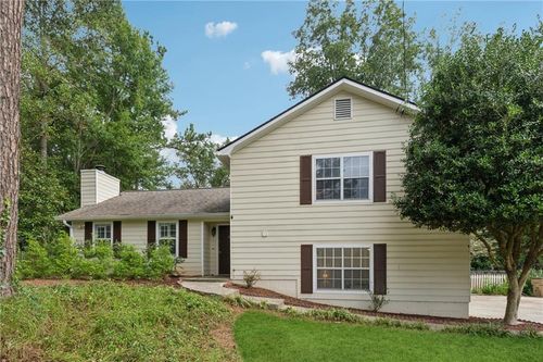 2423 Turtle Xing Ne, Marietta, GA, 30066-1415 | Card Image