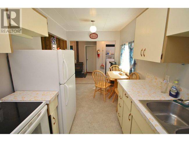 3970 Drive In Rd, House other with 2 bedrooms, 1 bathrooms and null parking in Houston BC | Image 14