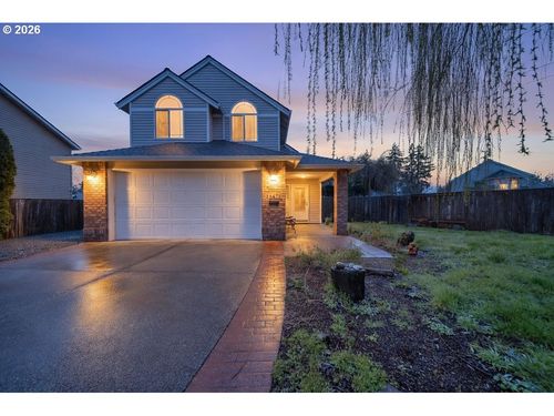 34672 Cascade St, Saint Helens, OR, 97051-9323 | Card Image