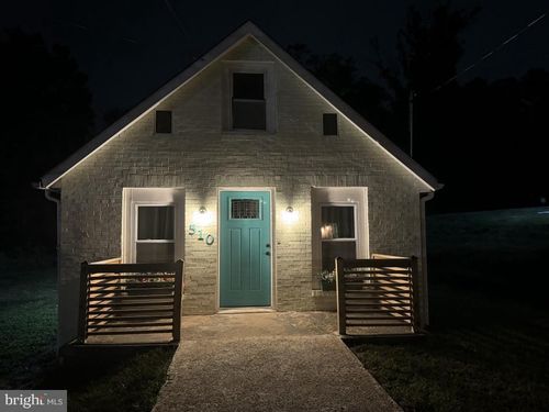 510 67th Pl, CAPITOL HEIGHTS, MD, 20743-2134 | Card Image