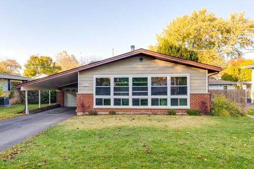 512 Lisa Rd, West Dundee, IL, 60118-2824 | Card Image