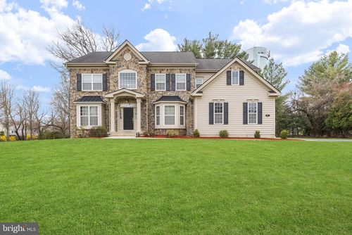 27 Tamar Ct, Lawrenceville, NJ, 08648-1581 | Card Image