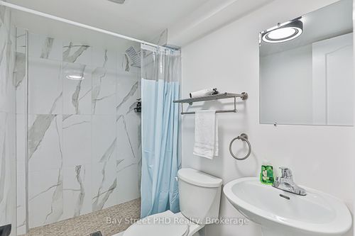 11 Sepia Dr, North York, ON, M2J4E9 | Card Image